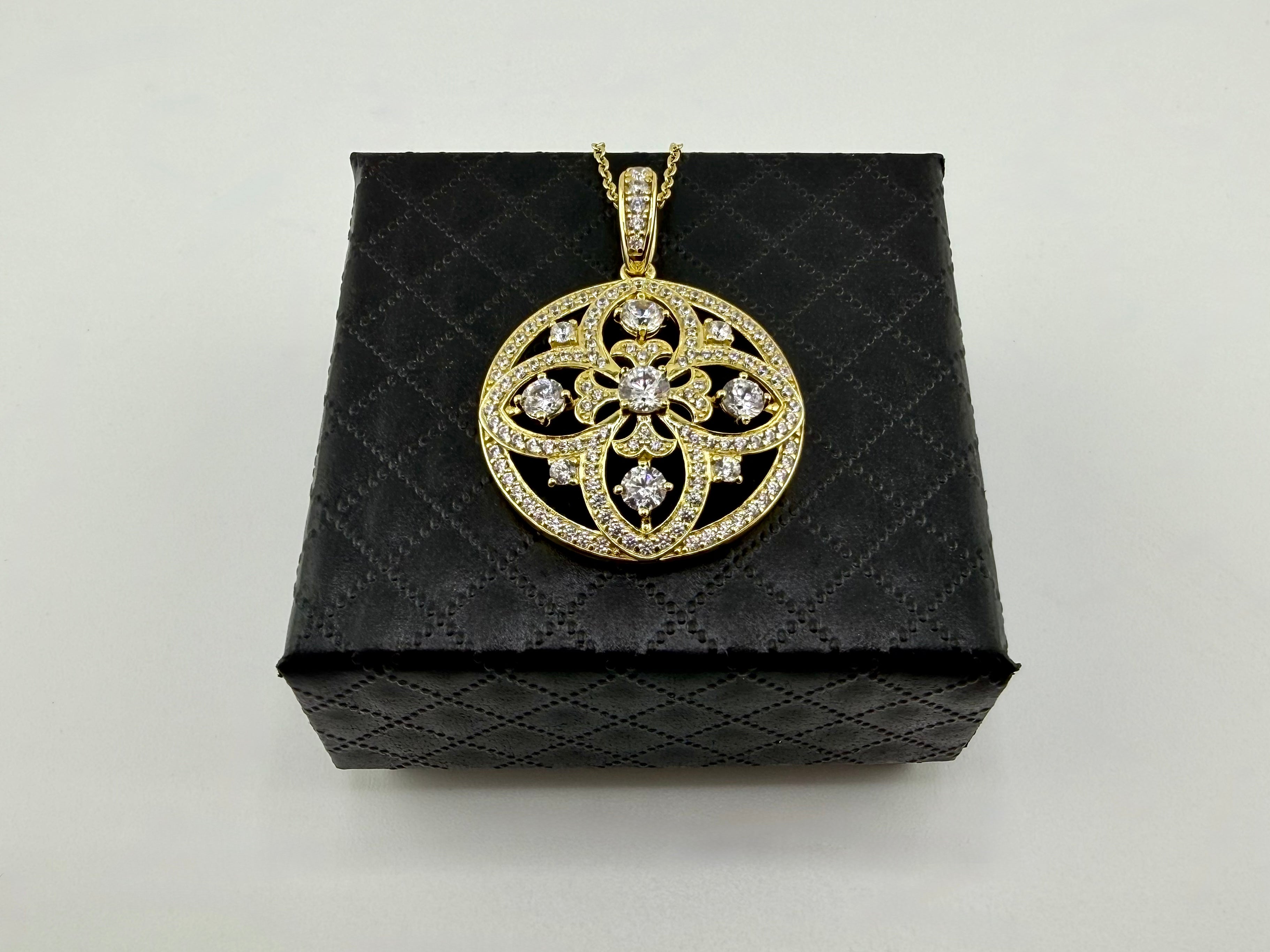 925 Sterling Silver Gold Plated CZ Floral Mandala Round Pendant Necklace